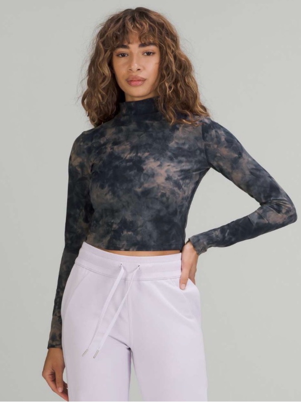 Lululemon All Aligned Mock Neck Long Sleeve Shirt
Size 2